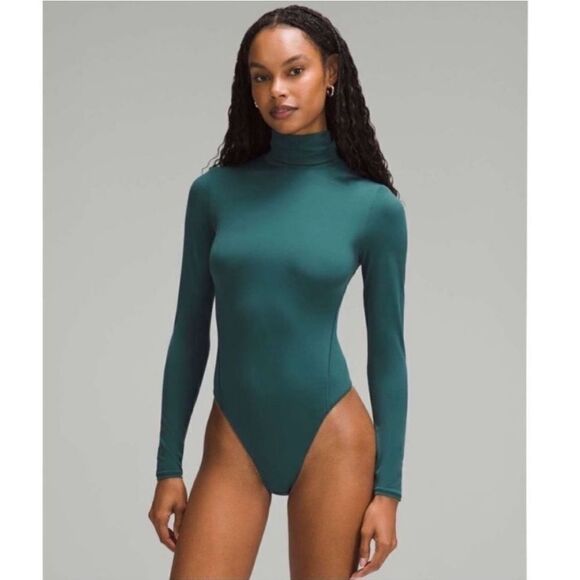 LULULEMON Wundermost Ultra-Soft Nulu Turtleneck Bodysuit Storm Teal NWT - Picture 1 of 8